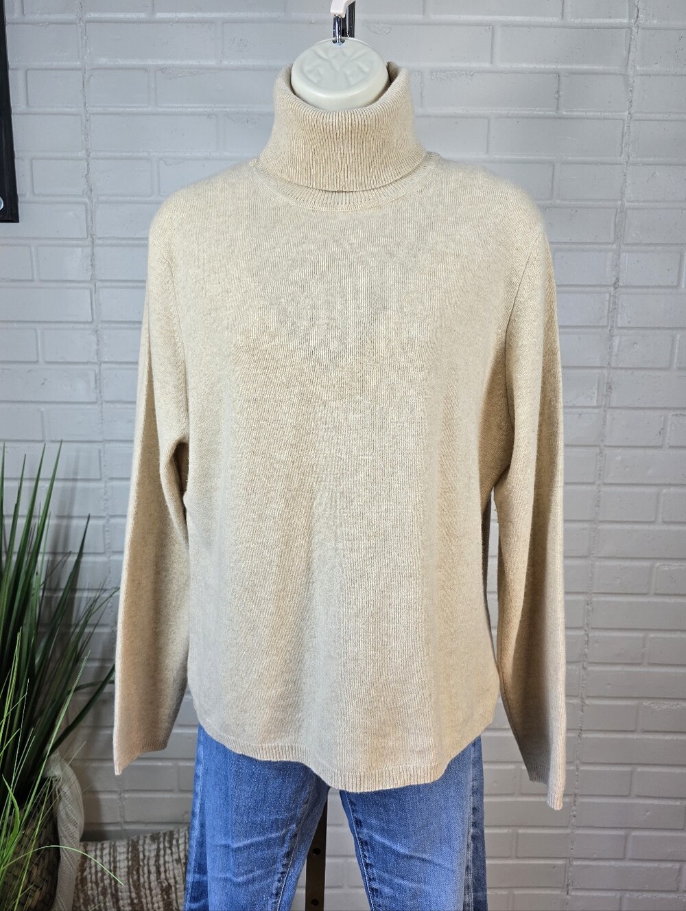 Valerie Stevens Cream Cashmere Turtleneck Sweater Size XL